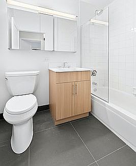 5th image of 200 E 87th St APT 11B
