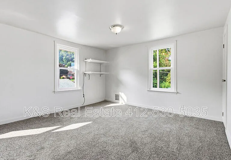 1810 Salem St — Photo 8