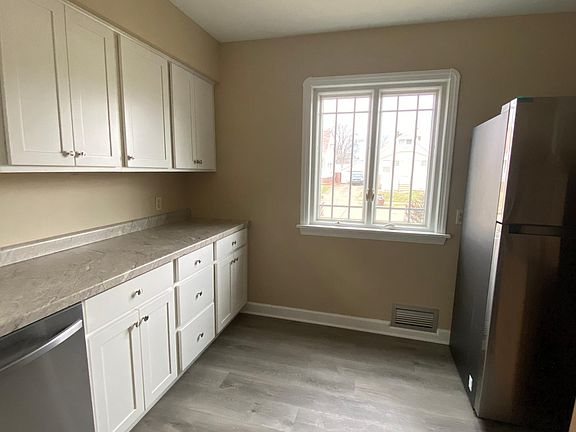 5th image of 5803 Orchard Ave