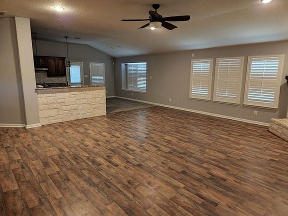 2nd image of 205 Chisholm Dr