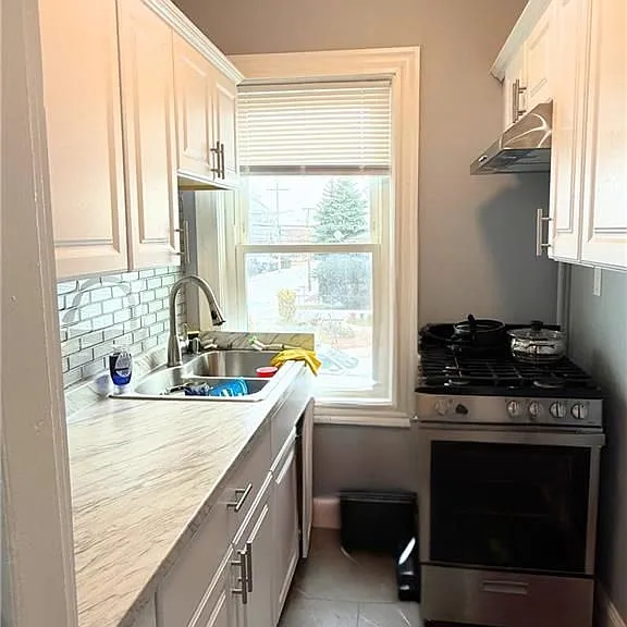 53 Hadwin St #2 — Photo 6