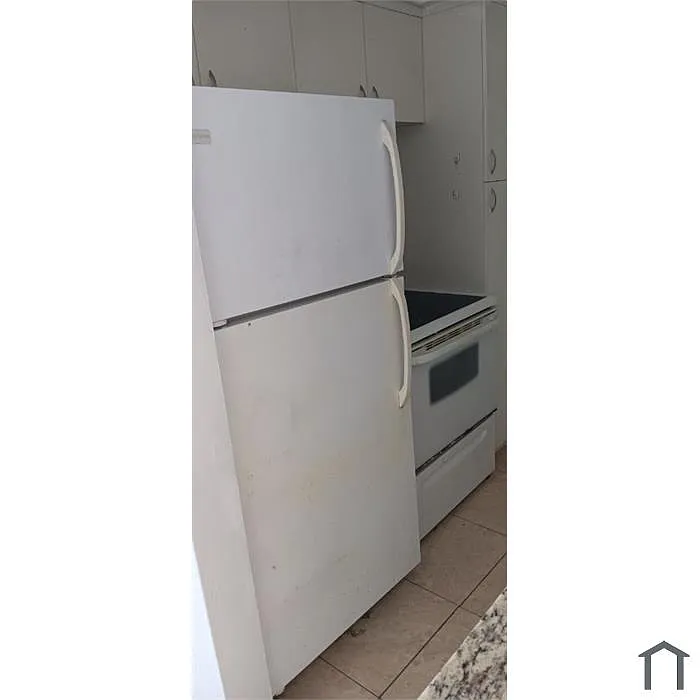 Photo 2 of 5 - 820 SW 2nd St #1 - Hallandale Beach, FL Building Photo - 820 SW 2nd St #1