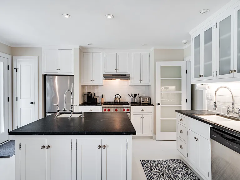 3 Lauras Ln — Photo 8
