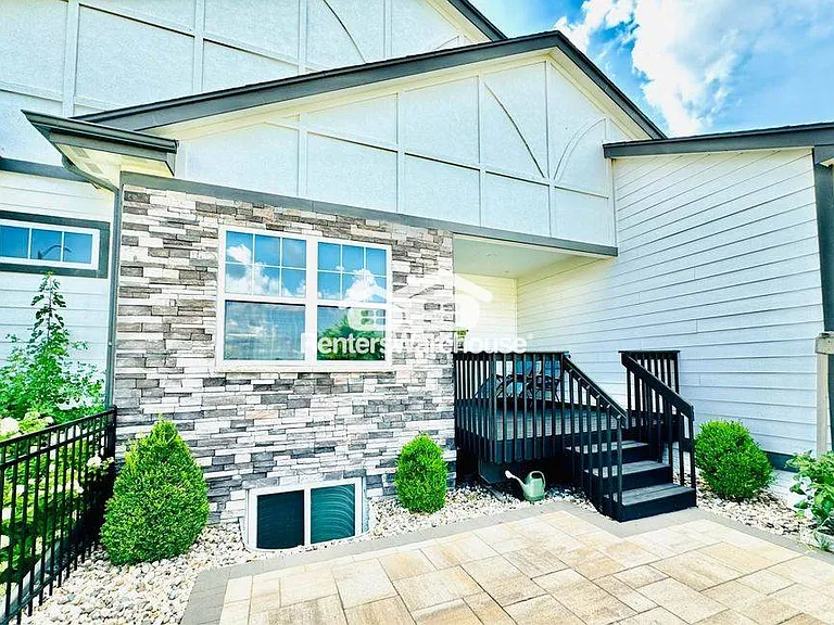 602 SW Magazine Rd — Photo 36