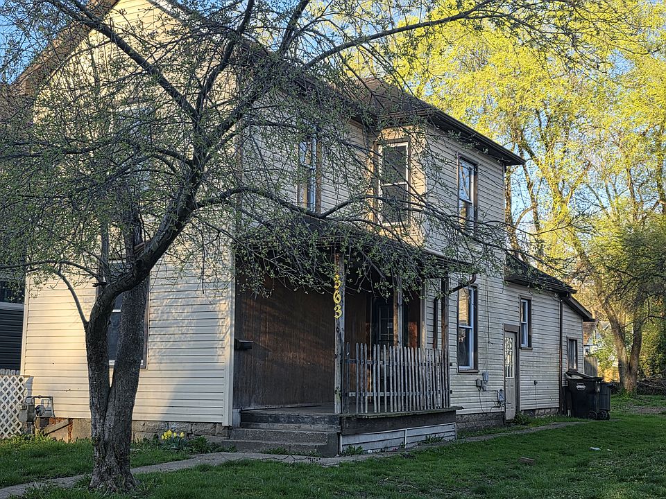 2nd image of 363 Mead St