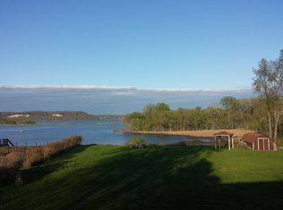 21656 Kings Row, Dubuque, IA 52001