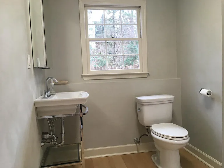 Powder room