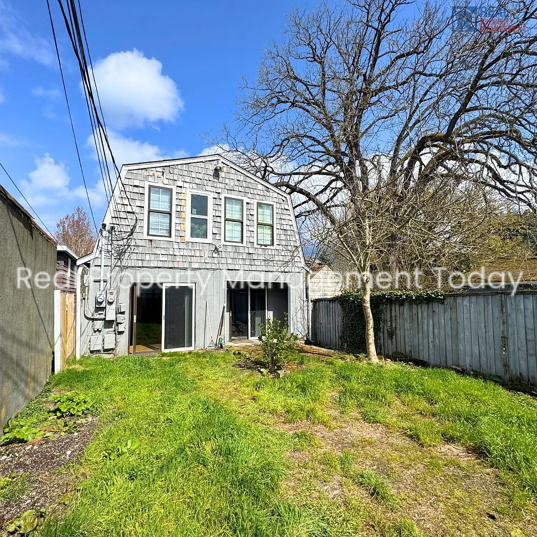 Building Photo - 514 A N K St #516