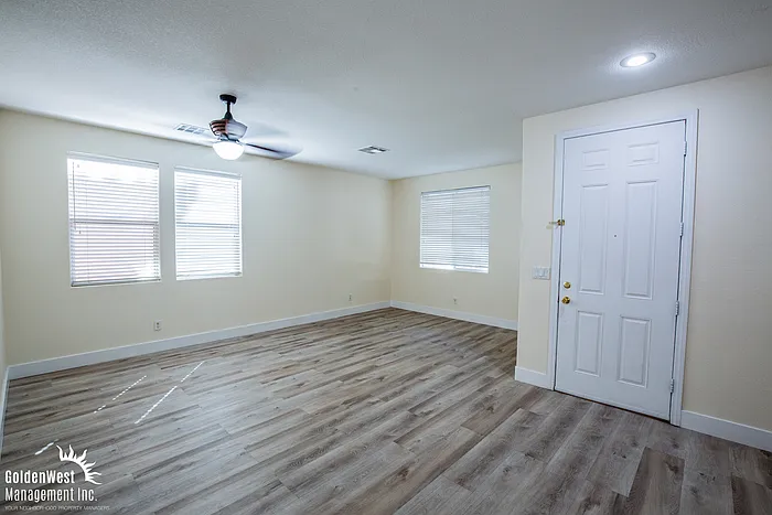 11074 Caramel Crest Ct — Photo 8
