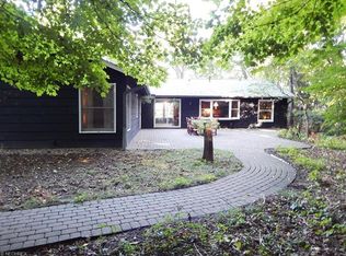 454 W River Rd, Valley City, OH 44280