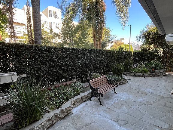 3rd image of 11504 W Nebraska Ave #103