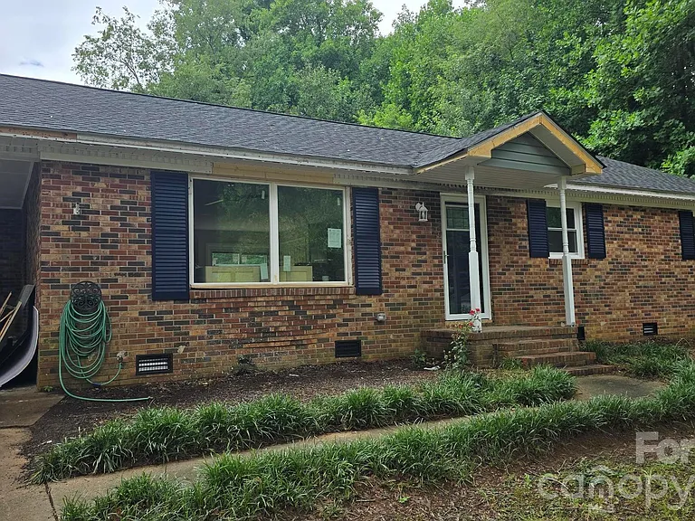 3309 Rollingwood Dr — Photo 1
