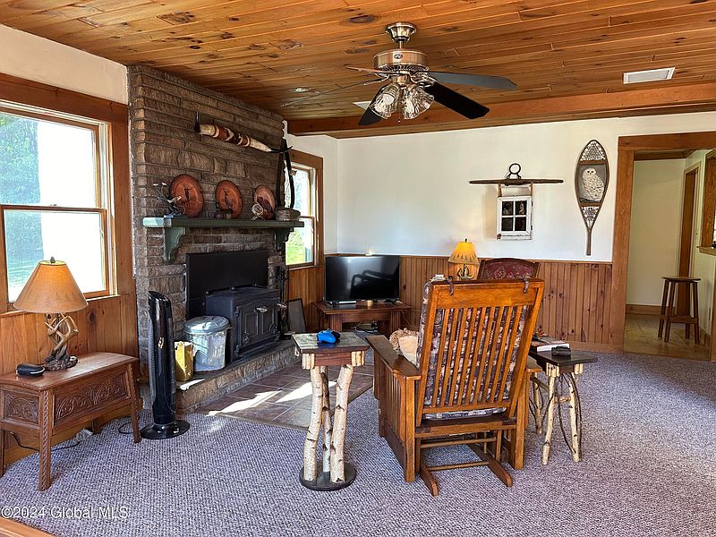 3rd image of 771 Stone Store Road