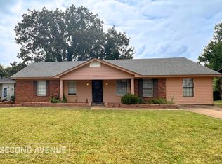4561 Sundown Ln, Memphis, TN 38109