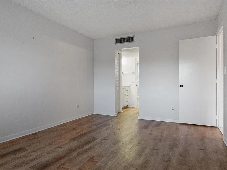 5890 NW 64th Ave #308 — Photo 19