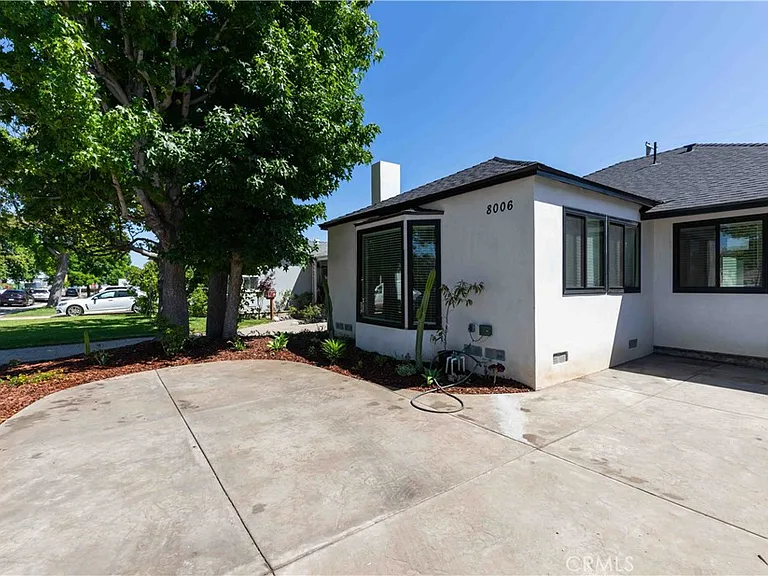8006 Glider Ave — Photo 4