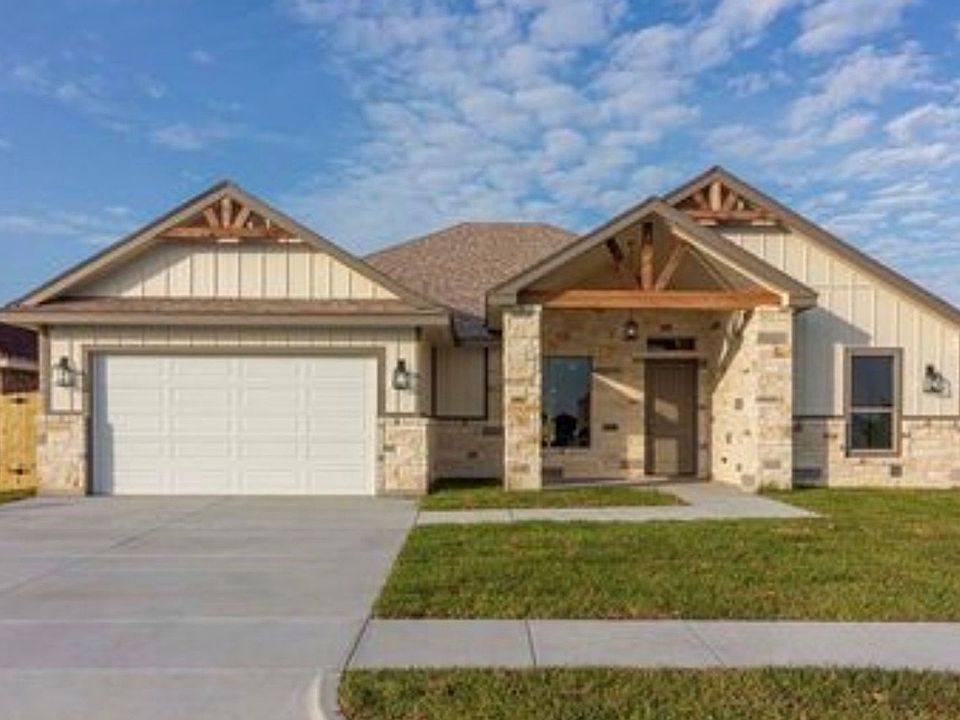 1st image of 9348 N Queen Palm