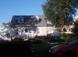 379 Manor Ave, Carneys Pt, NJ 08069