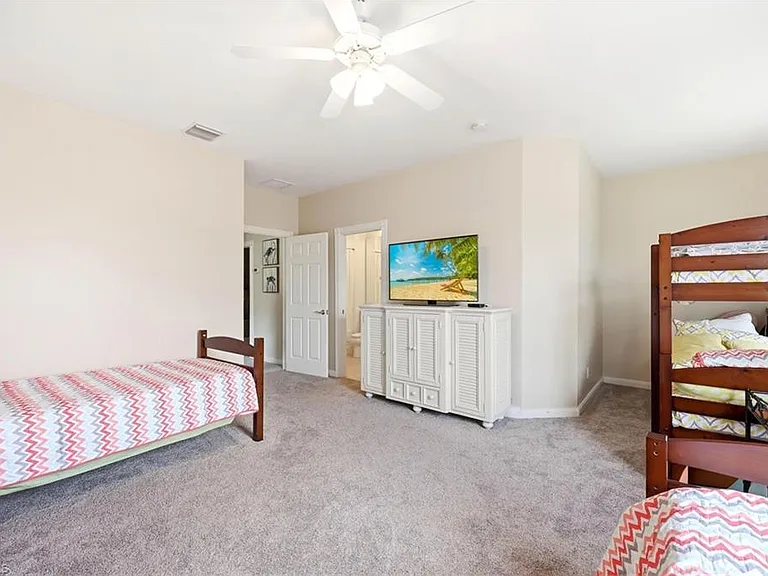 8109 Chianti Ln — Photo 18