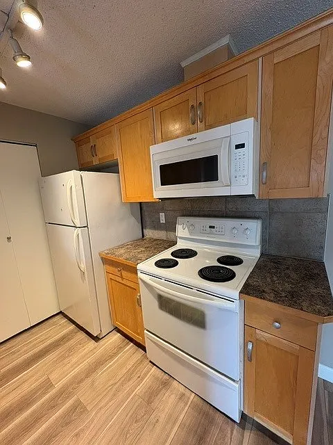 3316 13045 6 Street SW Calgary — Photo 3