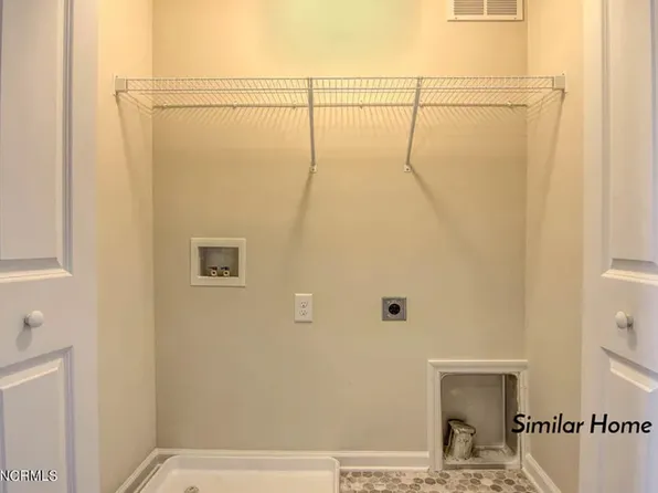 203 Alexa Pl #203, Jacksonville, NC 28546