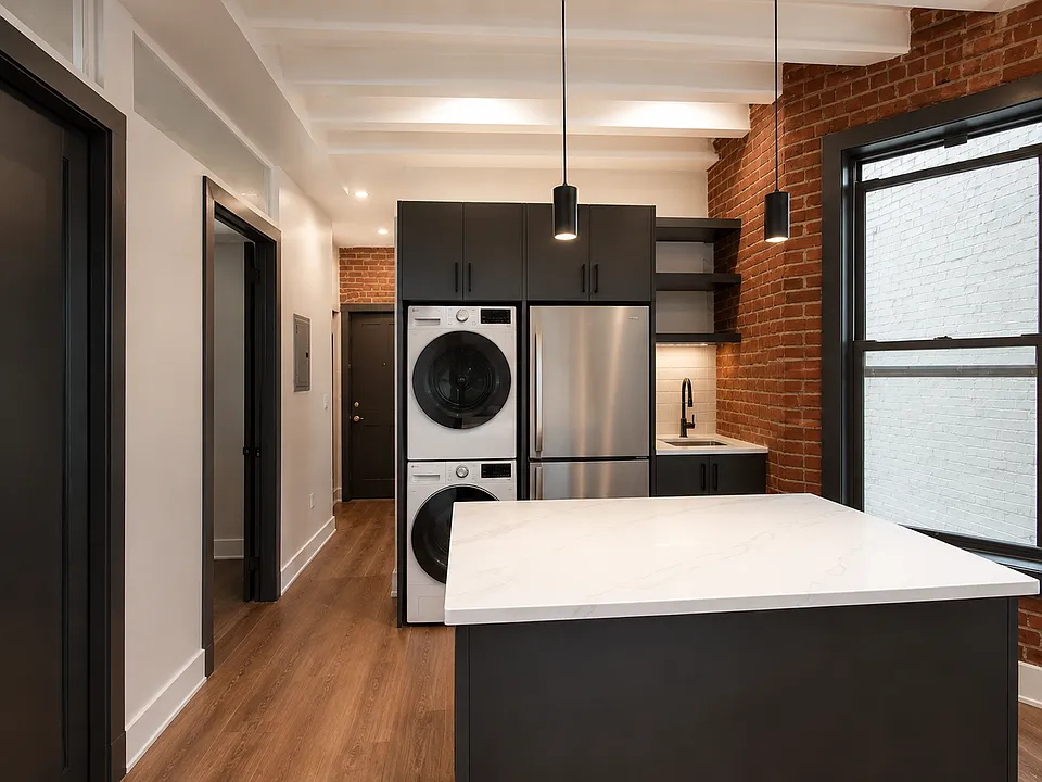 248 Mott St #14-13