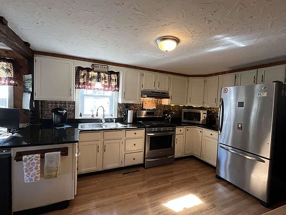 5th image of 2355 West Hill Road