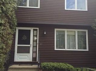105 Cardinal Ln, Tyngsboro, MA 01879