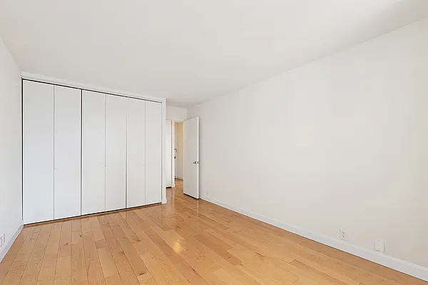 Rented by REAL New York | media 13