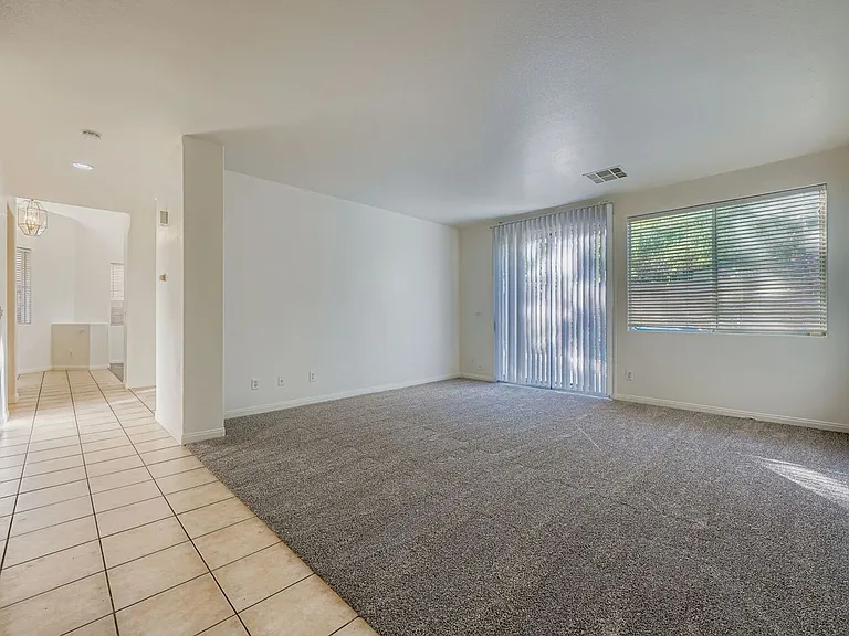 10701 Sapphire Vista Ave — Photo 8