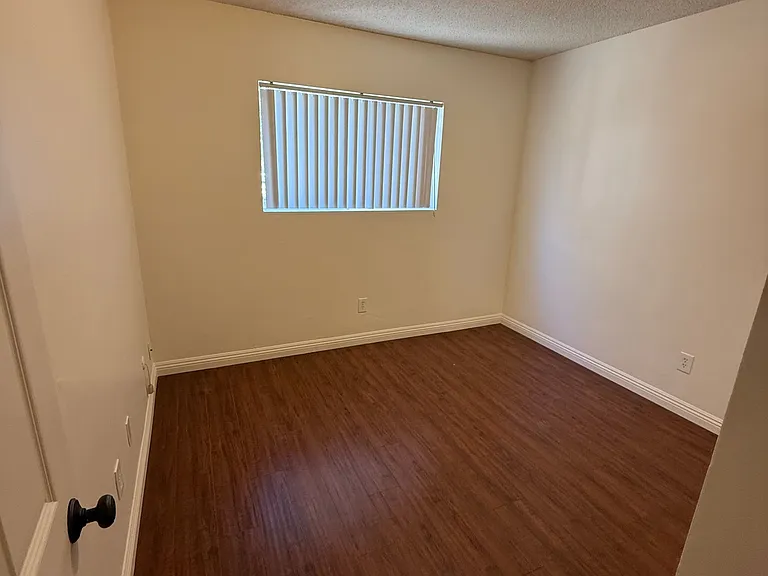 4495 Clairemont Dr #1 — Photo 7