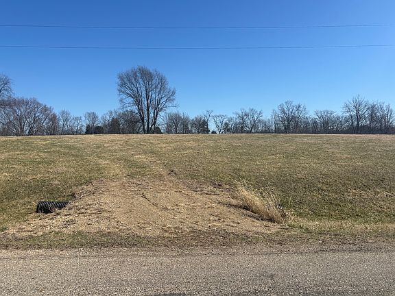 2nd image of 1315/1316 Hidden Valley Dr