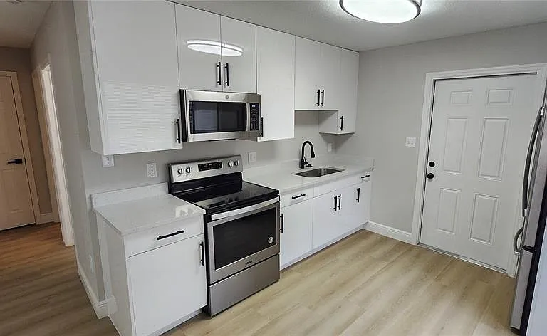 901 S Taylor Rd — Photo 5