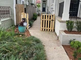 921 Eleonore #1/2, New Orleans, LA 70115