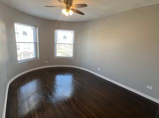3658 S Indiana Ave APT 2S, Chicago, IL 60653