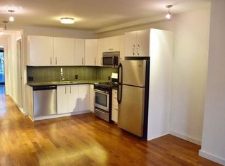 430 W 22nd St #1, New York, NY 10011