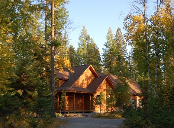 Beautiful home near Swan Lake