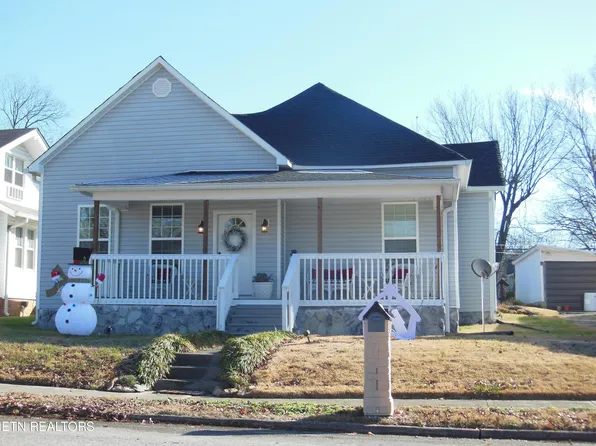 407 Pennsylvania Ave, Etowah, TN 37331