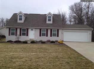 3450 Meanderwood Dr, Canfield, OH