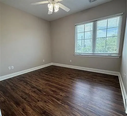 130 Northshore Cir #B — Photo 13