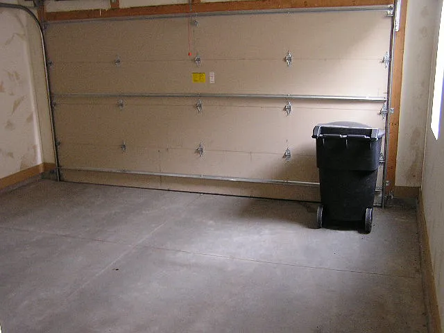 3 bed, 2.5 bath, 1725 sqft, $1,825 — Photo 4