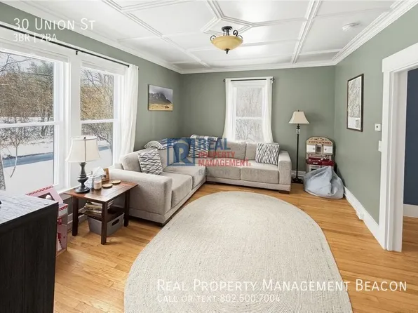 30 Union St, Enfield, NH 03748