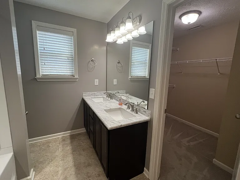 904 Azeri Ave — Photo 18