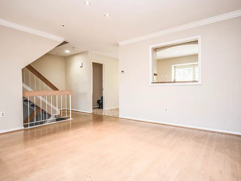 5918 Edson Ln — Photo 12