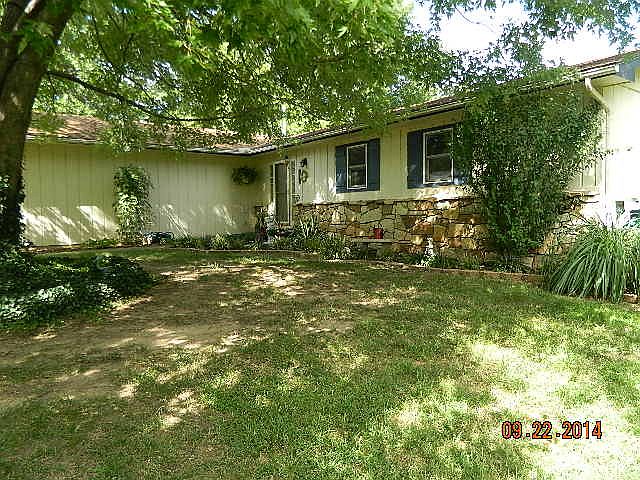 1st image of 614 Cathlinda Ct