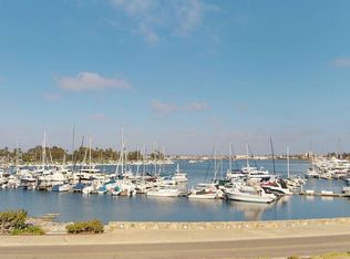 1657 Glorietta Blvd, Coronado, CA 92118