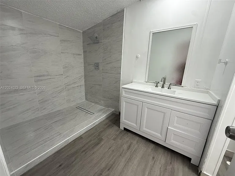 2731 SE 15th St #2731 — Photo 5