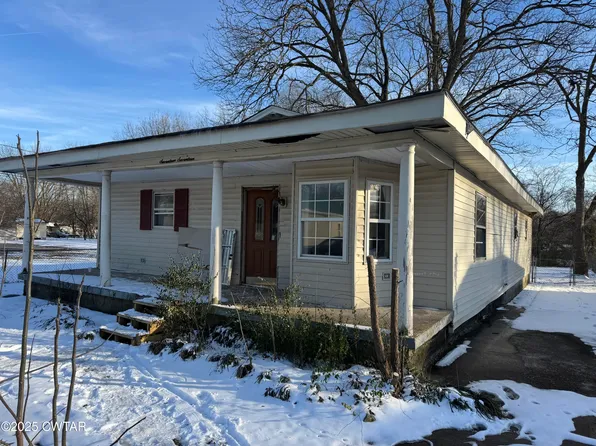 1717 Schaffer St, Dyersburg, TN 38024
