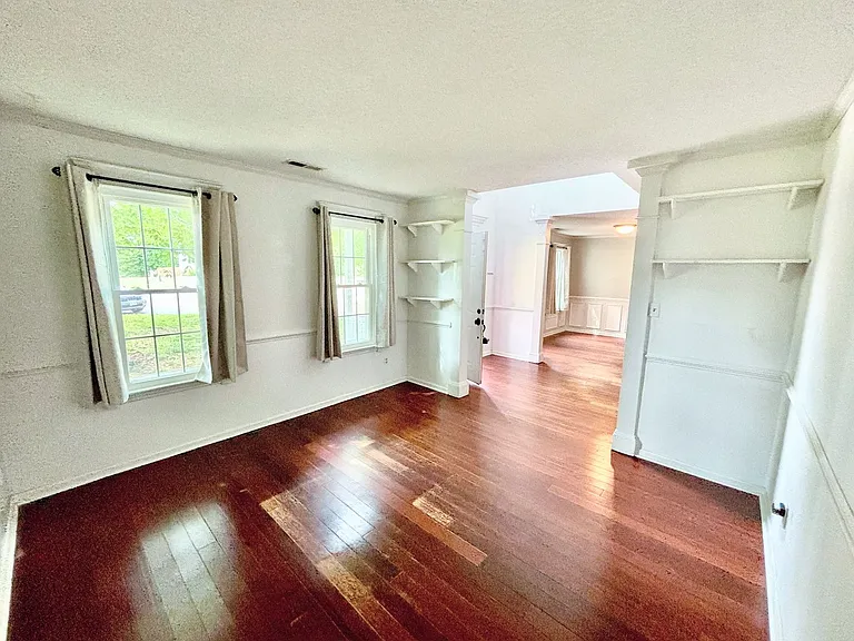 4512 Misty Ct — Photo 9