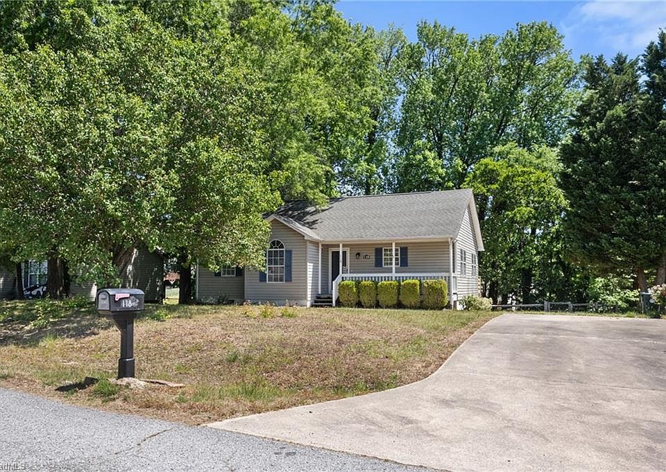 1st image of 118 Hidden Hills Dr